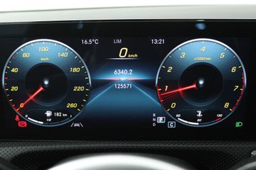 Voertuigafbeelding 7