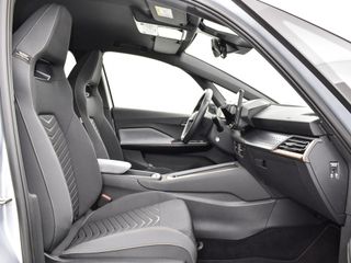 Voertuigafbeelding 8