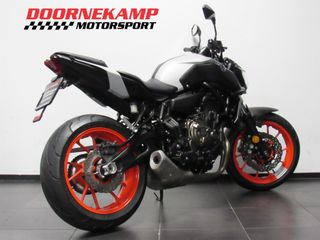 Voertuigafbeelding 5