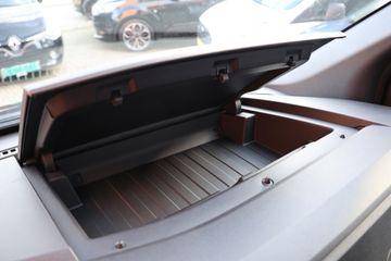 Voertuigafbeelding 42