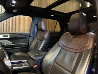 Voertuigafbeelding 12