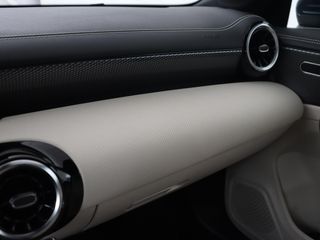 Voertuigafbeelding 32