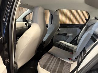 Voertuigafbeelding 28