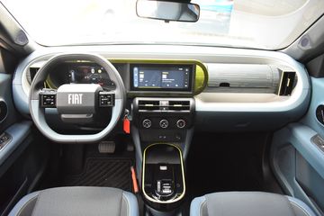 Voertuigafbeelding 9