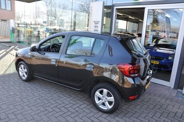 Voertuigafbeelding 4