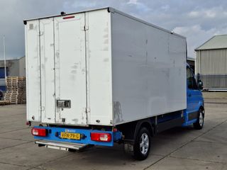 Voertuigafbeelding 6