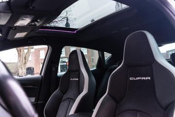 Voertuigafbeelding 12