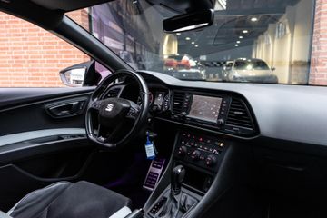 Voertuigafbeelding 16