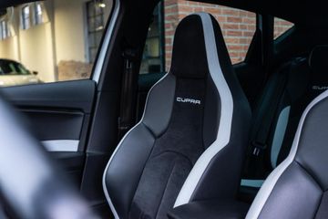 Voertuigafbeelding 9