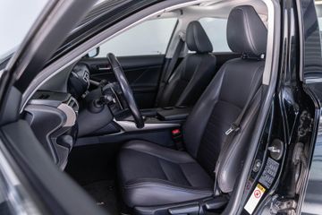 Voertuigafbeelding 10