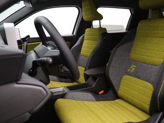 Voertuigafbeelding 4