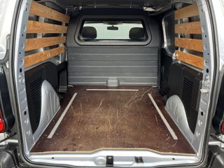 Voertuigafbeelding 24