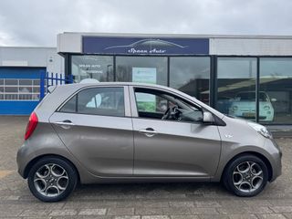 Voertuigafbeelding 9