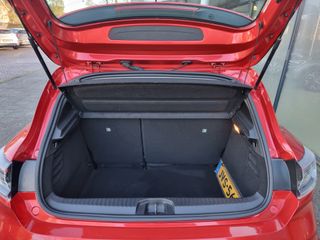 Voertuigafbeelding 8