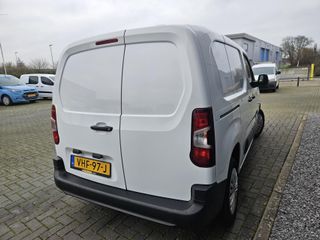 Voertuigafbeelding 12