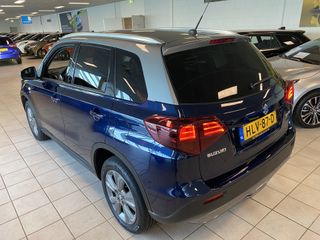 Voertuigafbeelding 3