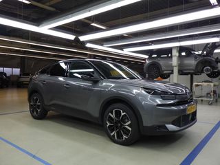 Voertuigafbeelding 3