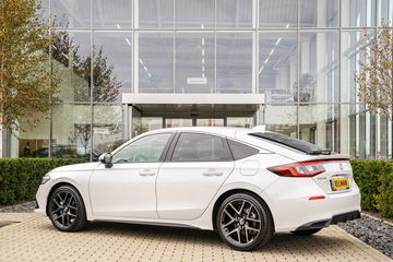 Voertuigafbeelding 23