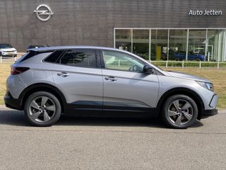 Voertuigafbeelding 6