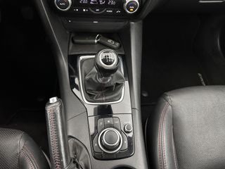 Voertuigafbeelding 14