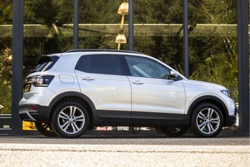 Voertuigafbeelding 4