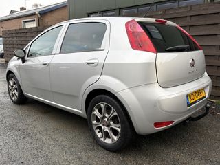 Voertuigafbeelding 5