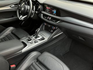 Voertuigafbeelding 25