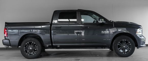 Voertuigafbeelding 37