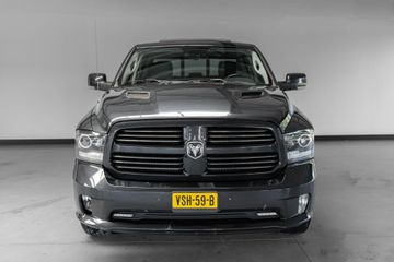 Voertuigafbeelding 5