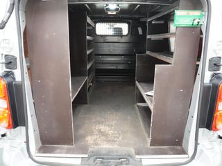 Voertuigafbeelding 11