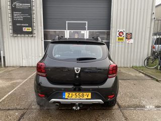 Voertuigafbeelding 6