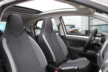 Voertuigafbeelding 10