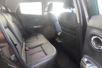 Voertuigafbeelding 24