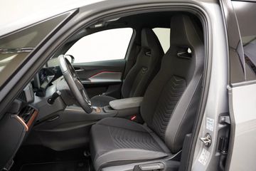 Voertuigafbeelding 8