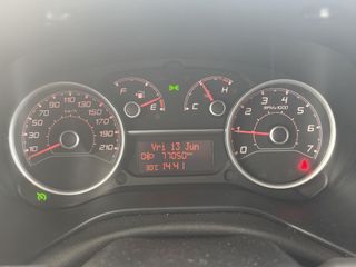 Voertuigafbeelding 16