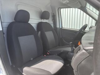 Voertuigafbeelding 24