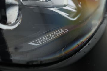 Voertuigafbeelding 5