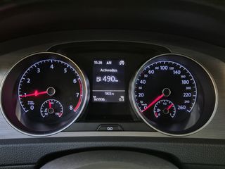 Voertuigafbeelding 16