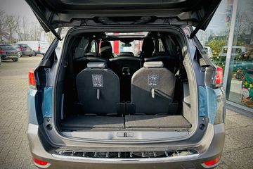 Voertuigafbeelding 12