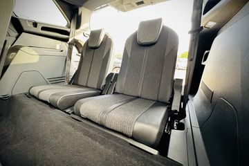 Voertuigafbeelding 13