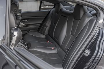 Voertuigafbeelding 35