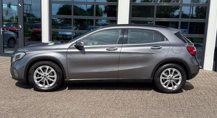 Voertuigafbeelding 8