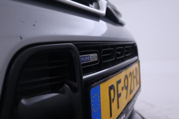 Voertuigafbeelding 6