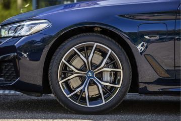 Voertuigafbeelding 8