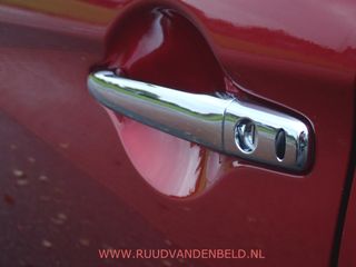 Voertuigafbeelding 6