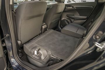 Voertuigafbeelding 35