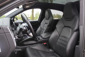 Voertuigafbeelding 3