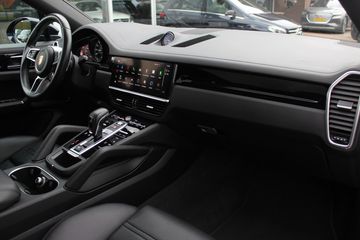 Voertuigafbeelding 8