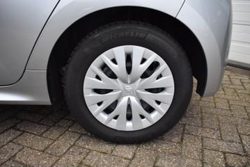 Voertuigafbeelding 4