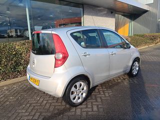 Voertuigafbeelding 6